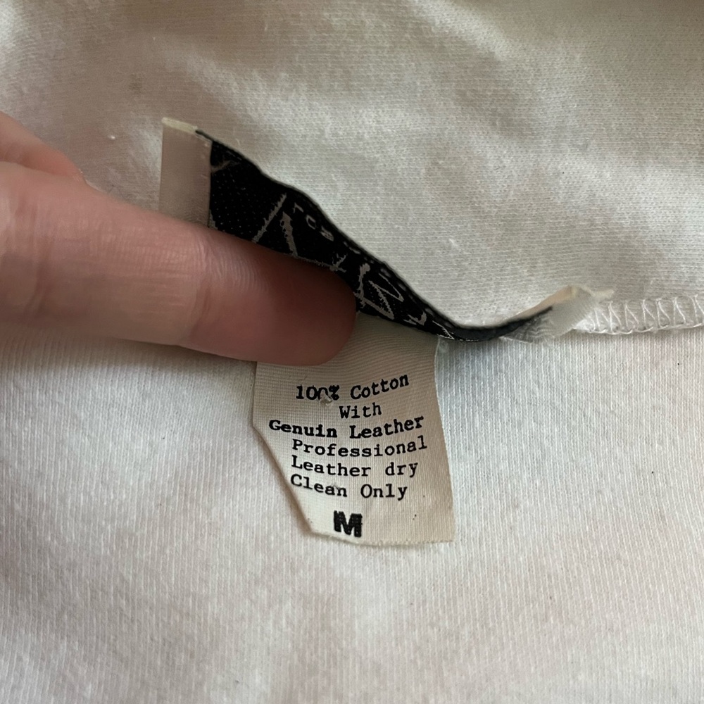 Vintage Flame-Patterned Bolero Jacket - image 8